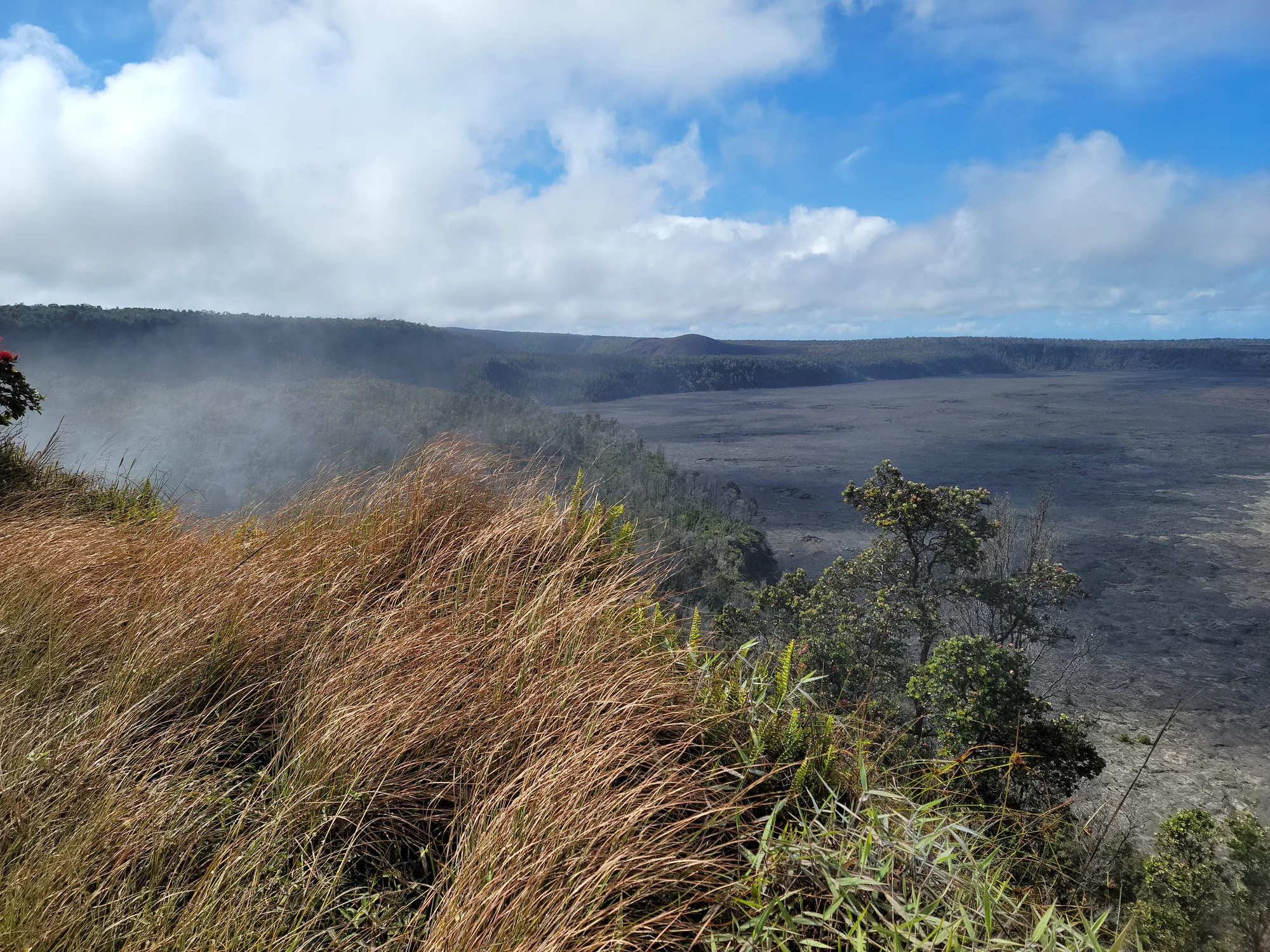 Crater landscape at Hawaiʻi Volcanoes National Park