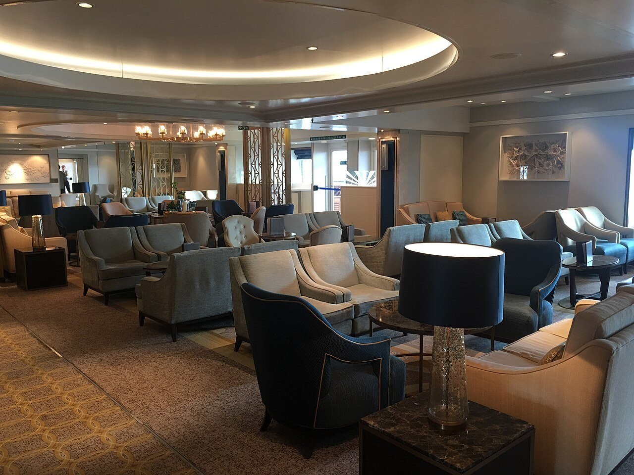 Carinthia Lounge aboard Queen Mary 2, photographed in 2017
